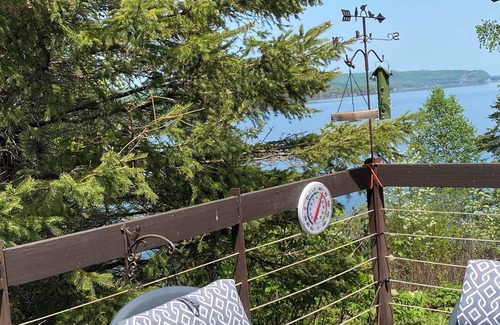 Two Harbors Condo | Lakeside Lair; cozy Lake Superior waterfront retreat with views!