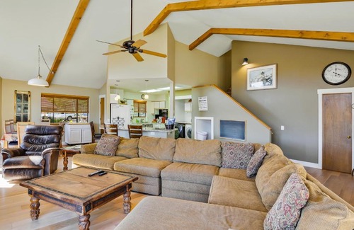 Pagosa Springs House | Lakeside Lodge