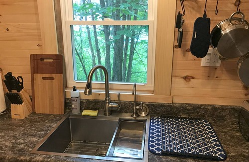 Franklin Apartment | Lakeside Loft in the Maine Woods an hour from Acadia National Park