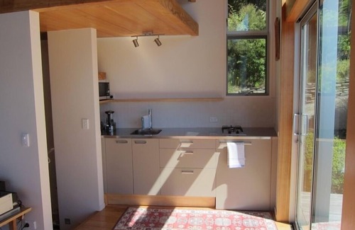 Closeburn Cottage | Lakeside Maisonette - absolute lakefront