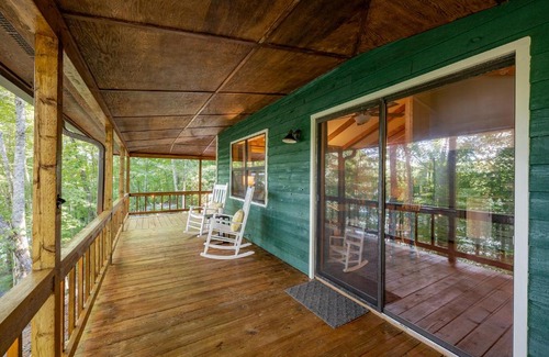 Topton House | Lakeside Mountain Oasis
