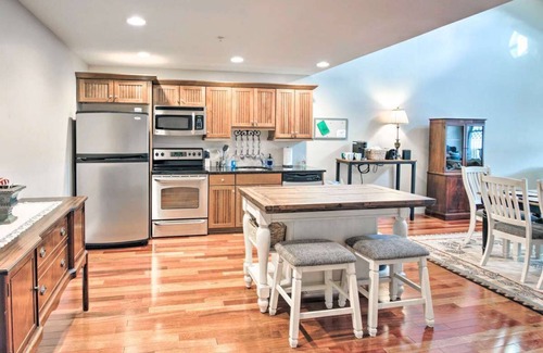 Alton Condo | Lakeside Oasis w/Boat Slip on Alton Bay!