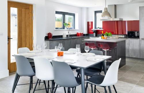 Holworth House | Lakeside property with spa on a nature reserve Bulrushes BV04