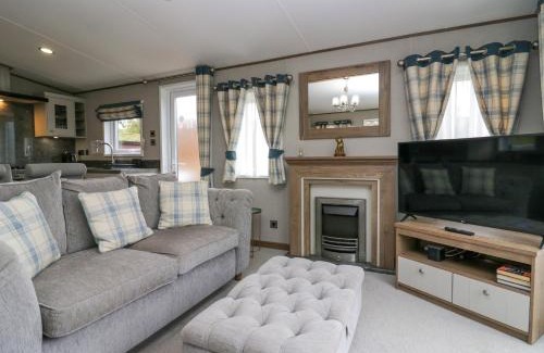 South Lakeland Leisure Village House | Lakeside Retreat