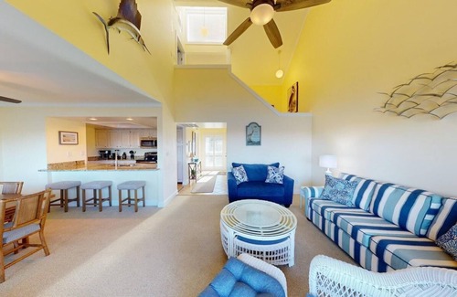 Litchfield by the Sea Villa | Lakeside Retreat in Gated Litchfield by the Sea