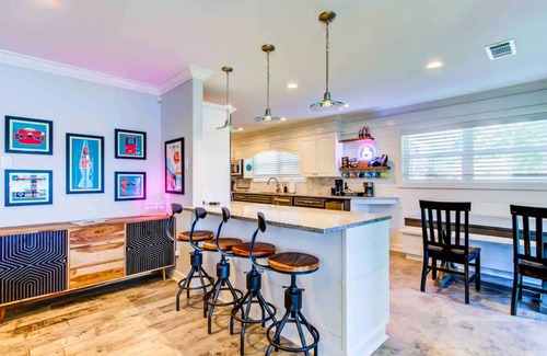Piney House | Lakeside Retreat w/Pool, Hot Tub, Games & Dock