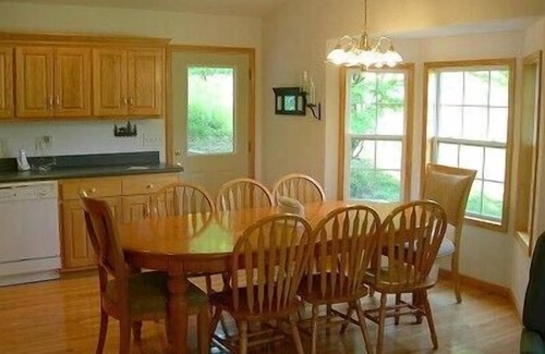 Hayesville House | Lakeside Serenity: Lakefront-Pool Table- 4X4 Needed