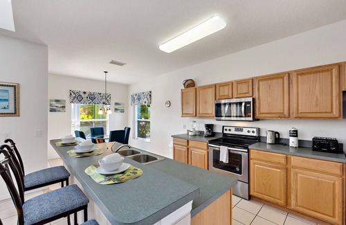 Cumbrian Lakes Cottage | Lakeside Spa, AC in Games Room - Tropics! 822