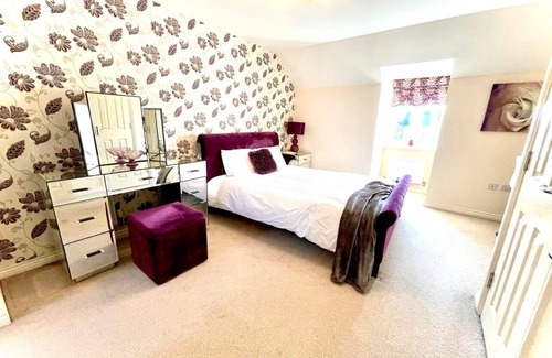 West Thurrock House | Lakeside Stylish 3 Bedroom House