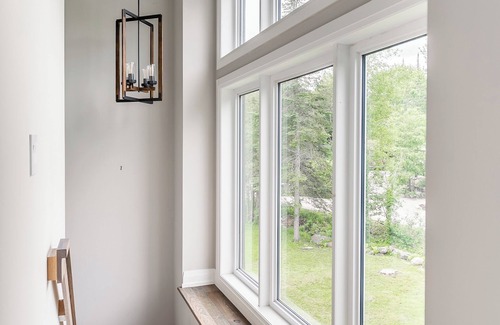 Trent Lakes House | Lakeside Summer Sanctuary on Little Bald Lake