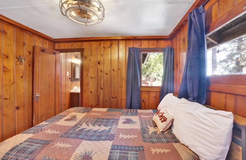 Big Bear Lake Hotel | Lakeview #104