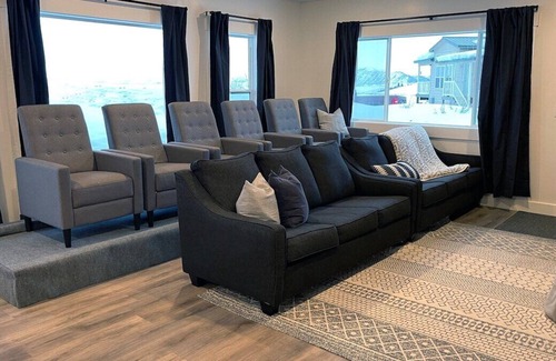 Sweetwater House | Lakeview at Bear Lake · New! Spacious home w/lakeview, movie room, hot tub