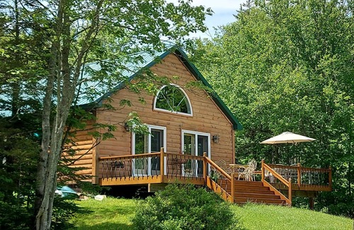Woodford Cabin | Lakeview Cabin in the Mountains