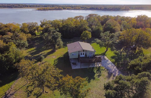 Somerville Cabin | Lakeview Cabin-Lake Access, fire pit, pickle ball, pets ok
