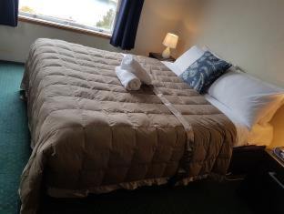 Queenstown Hotel | Lakeview Colonial Motel