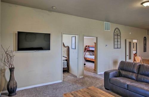 St. Charles Condo | Lakeview Condo by Bear Lake, 6 Mi to N. Beach