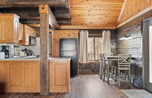 Celestine Cabin | Lakeview Falls at Patoka Lake