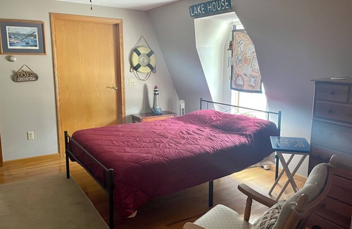 Ashtabula House | Lakeview Garden Home