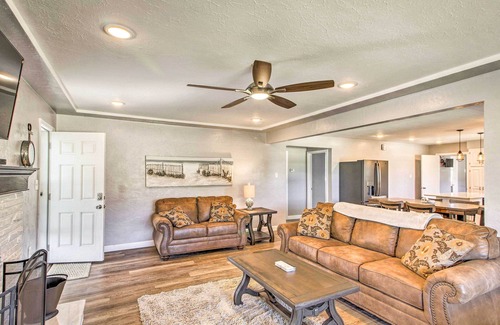 Lakeview House | Lakeview Home - 1 Mile from Bull Shoals Lake!