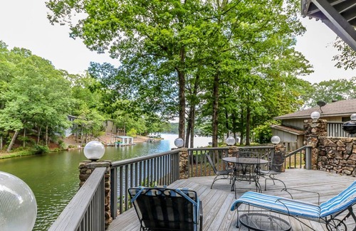 Hot Springs Village House | Lakeview Home With Grill on the Deck and Boat Dock With Ladder - Unit 0002 by Redawning