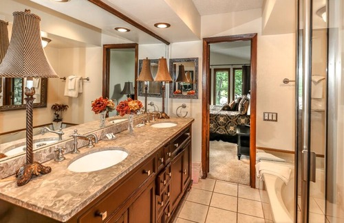 Hot Springs Village House | Lakeview Home With Grill on the Deck and Boat Dock With Ladder - Unit 0002 by Redawning