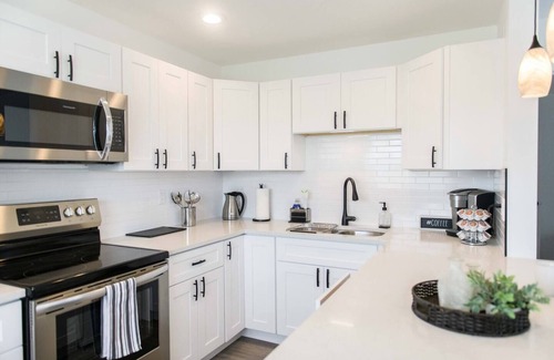 St. Petersburg - Clearwater Apartment | Lakeview Landing 1/1 Apt North St Pete
