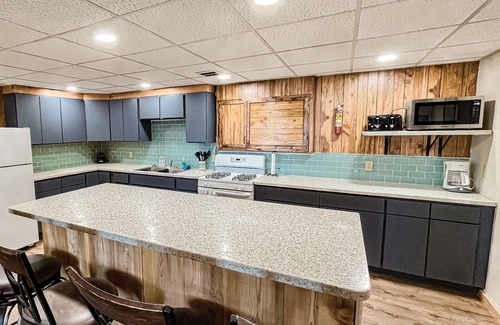 Butternut House | Lakeview Lodge on the Flowage | 4 Bed, 4 Bath