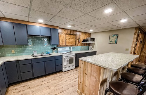 Butternut House | Lakeview Lodge on the Flowage | 4 Bed, 4 Bath