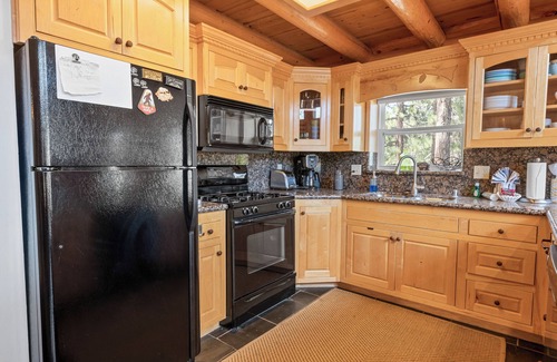 Boulder Bay Cabin | Lakeview Lodge