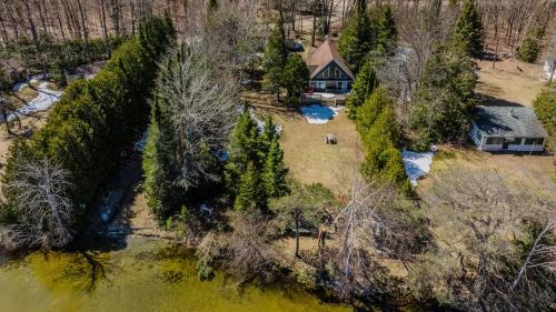 Tobermory House | Lakeview Loft A-frame Escape Tobermory