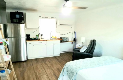 Lakeview Apartment | Lakeview Luxury Resort Studio #19