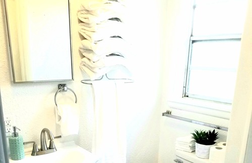 Lakeview Apartment | Lakeview Luxury Resort Studio #19
