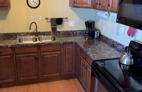 Massena Hotel | Lakeview Motel and Apartments