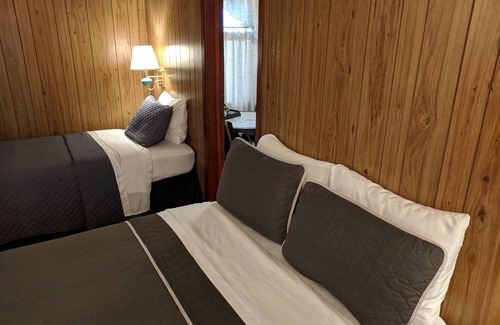 Mountain Mesa Hotel | Lakeview Motel