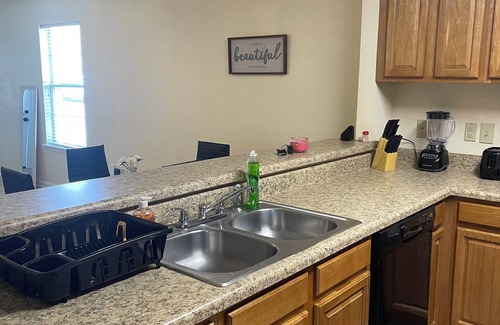Starkville House | Lakeview Oasis: Charming 2-bedroom townhome with WiFi and AC in Starkville