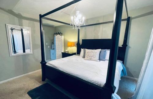 Lake Ozark House | Lakeview Retreat By Wet Feet Retreats
