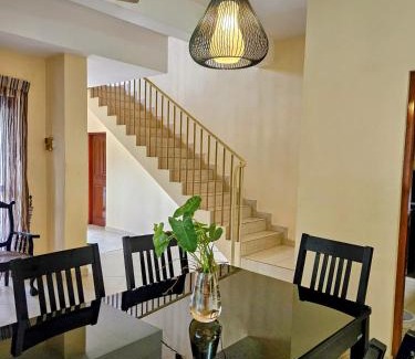 Ja-Ela Villa | Lakeview Villa Jaela katunayake