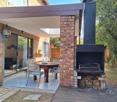 Tshwane Villa | Lakewhistle Family Cottage