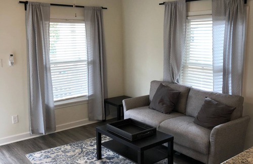 Durham Apartment | Lakewood Lyon Park Renovated Cottage Near Duke 23A