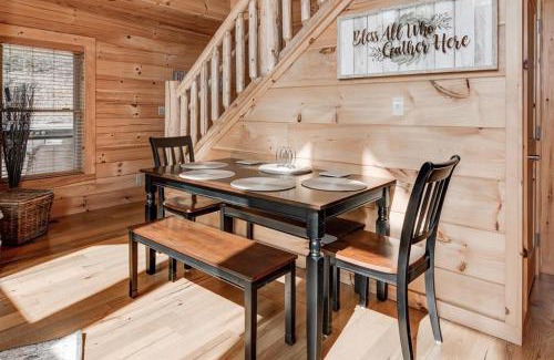 Black Mountain House | Lakey Gap Lodge by Carolina Mornings