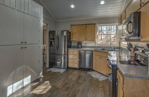 Blairsville House | Lakin' Memories - Lakefront | Dock | Pet Friendly | Pool Table | Fire Pit