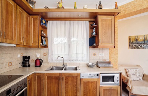 Spartochori Apartment | "Lakis Apartment" with Sea View, Garden, Terrace & Wi-Fi