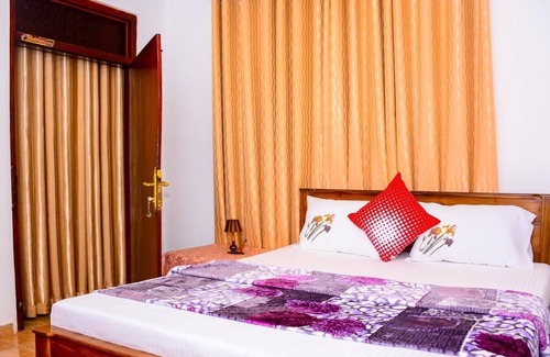Ettukala House | Lakshmi Family Villa