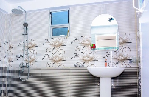 Ettukala House | Lakshmi Family Villa