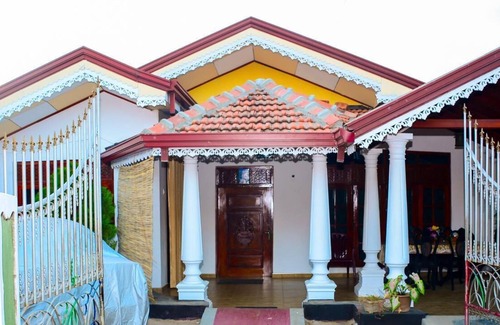 Ettukala House | Lakshmi Family Villa