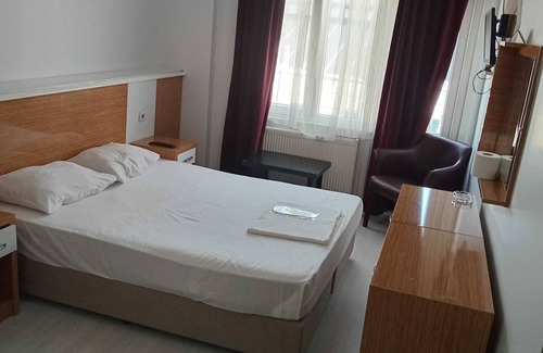 Aksaray Bed & Breakfast | Lal Hotel