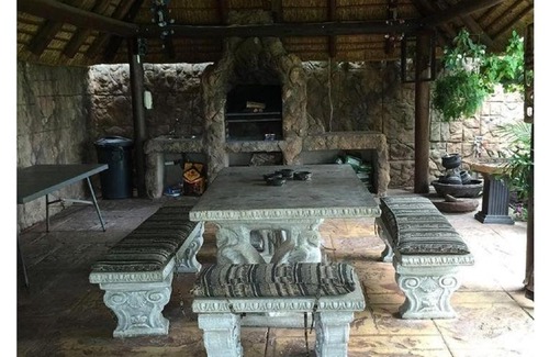 Bela-Bela House | Lala Bela Guest House