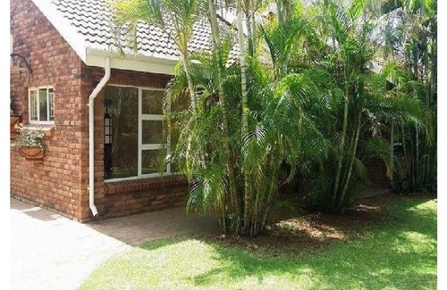 Bela-Bela House | Lala Bela Guest House