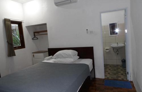 Kutuh House | Lala Home Stay