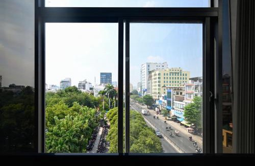 Phu Nhuan Apartment | LalaHouse Summer Park